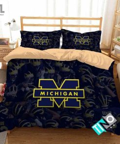 Ncaa Michigan Wolverines 1 Logo N 3D Duvet Cover Bedding Sets elitetrendwear 1 1