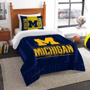 Michigan Wolverines Bedding Set Duvet Cover Pillow Cases elitetrendwear 1 3