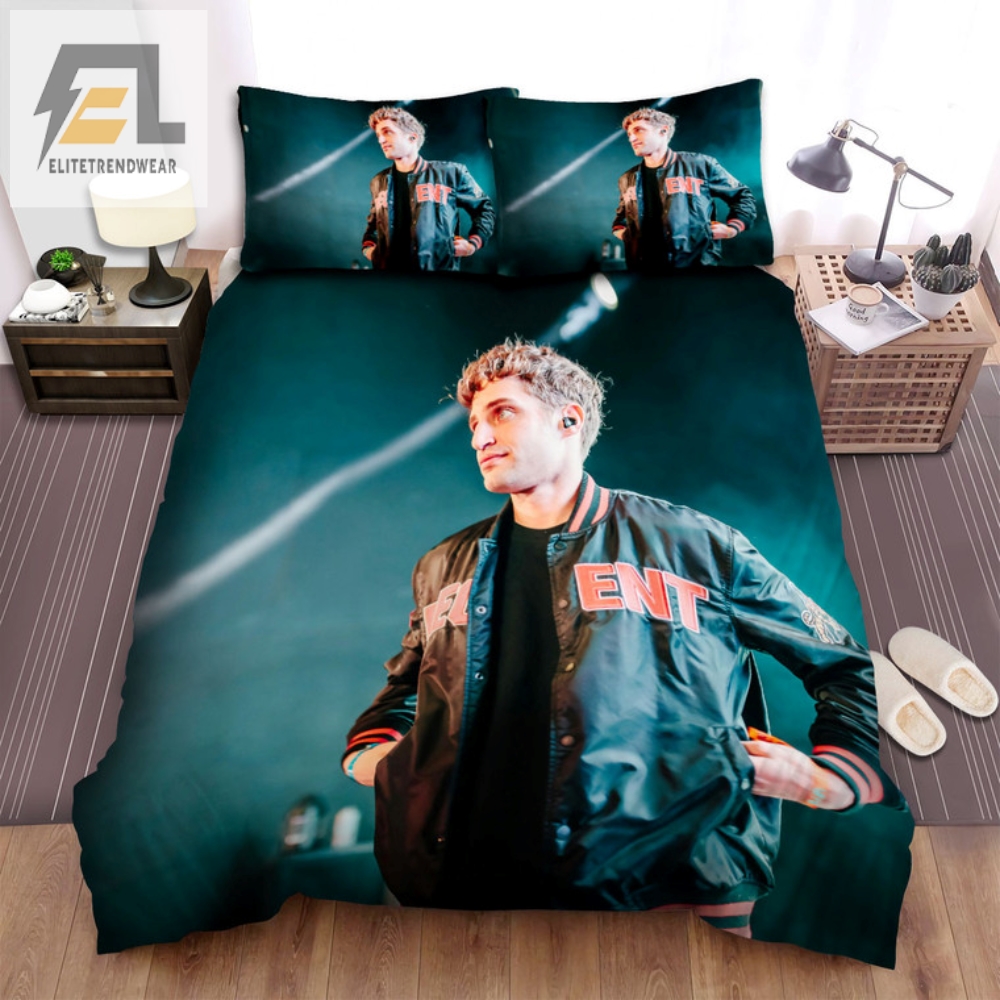 Sleep Like A Hero Herobust Posing Bedding Set For Ultimate Comfort