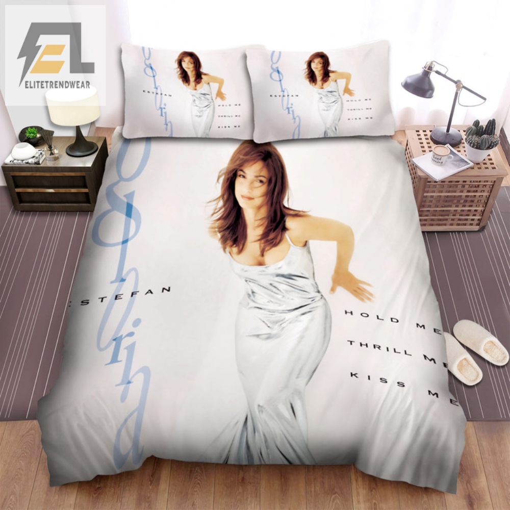 Snuggle With Gloria Comfy  Fun Bed Set For True Fans