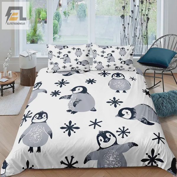 Penguin Snuggles Cozy Cute Duvet Cover Set elitetrendwear 1