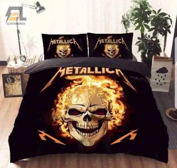 Rock Your Sleep Metallica Fire Skull Duvet Set elitetrendwear 1