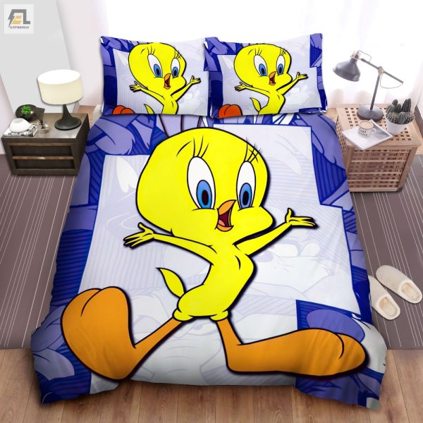 Cozy Up With Tweety Fun Looney Tunes Bird Duvet Set elitetrendwear 1