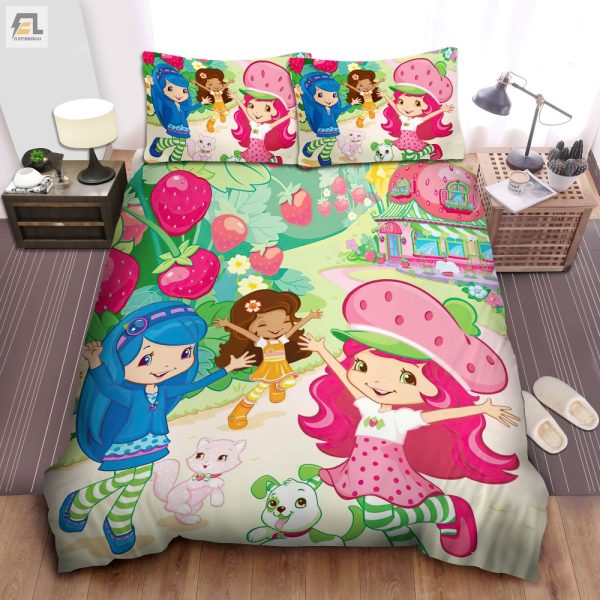 Berry Cozy Strawberry Shortcake Farm Duvet Sets elitetrendwear 1