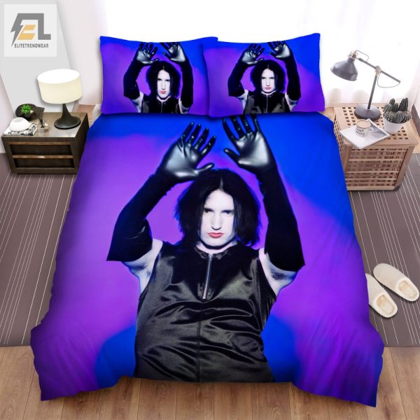 Sleep Like Trent Reznor Quirky Gloves Duvet Set Now elitetrendwear 1