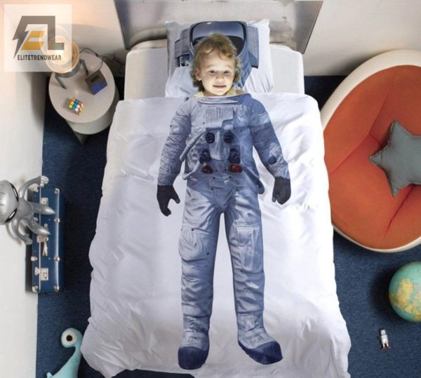 Sleep In Space Comfy Astronaut Duvet Cover Set elitetrendwear 1