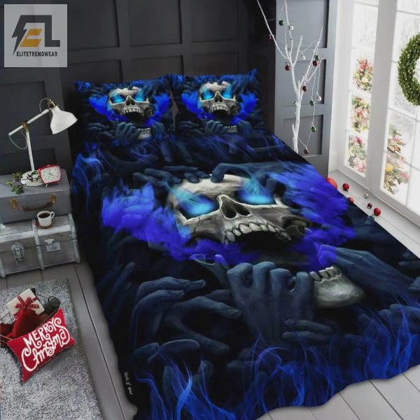 Sleep Tight With Blue Eyes Screaming Skull Duvet Fun Cozy elitetrendwear 1