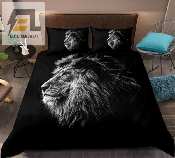 Roar To Sleep Quirky Black Lion Duvet Sets For Wild Nights elitetrendwear 1