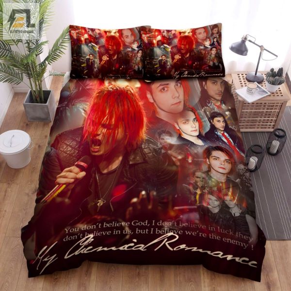 Gerard Way Art Collage Duvet Rock Your Sleep elitetrendwear 1