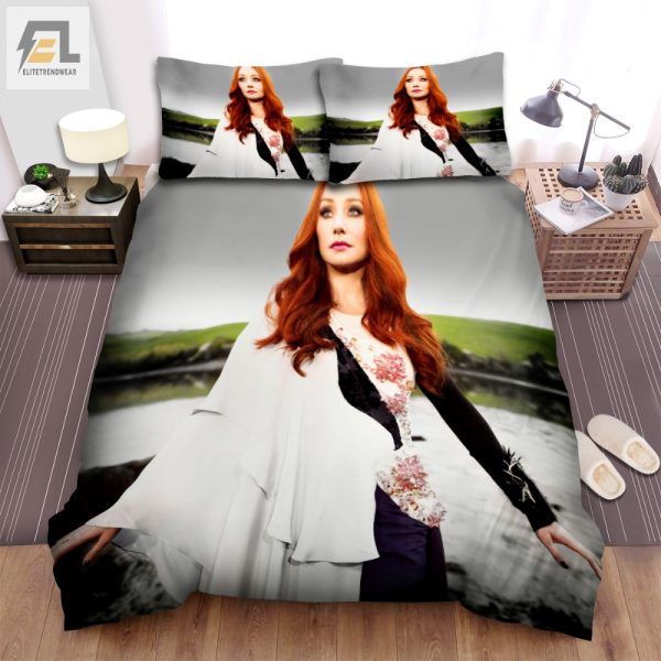 Snuggle With Tori Amos Night Of Hunters Duvet Magic elitetrendwear 1