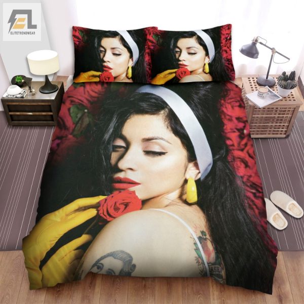 Mon Laferte Duvet Cozy Comfort With A Wink And A Smile elitetrendwear 1